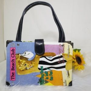 Retro-Style BOOK PURSE The Beach Club
